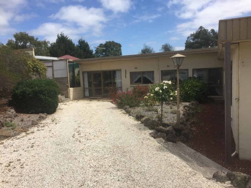 9 Edward Street, Langwarrin VIC 3910