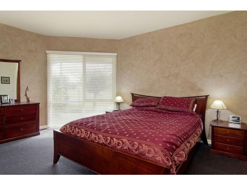 3 Ronald Court, Somerville VIC 3912