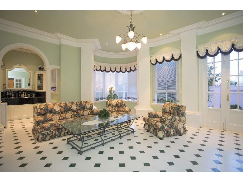 6 Annesley Court, Mount Waverley VIC 3149