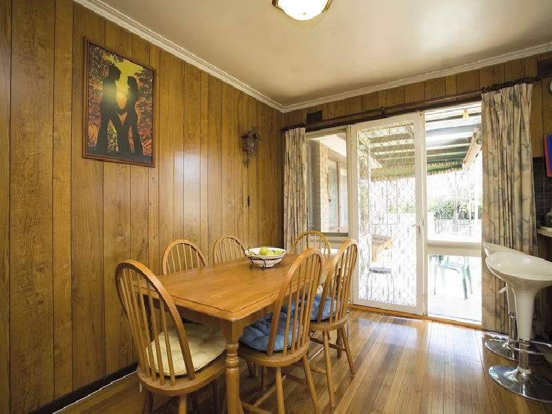 129 Brandon Park Drive, Wheelers Hill VIC 3150