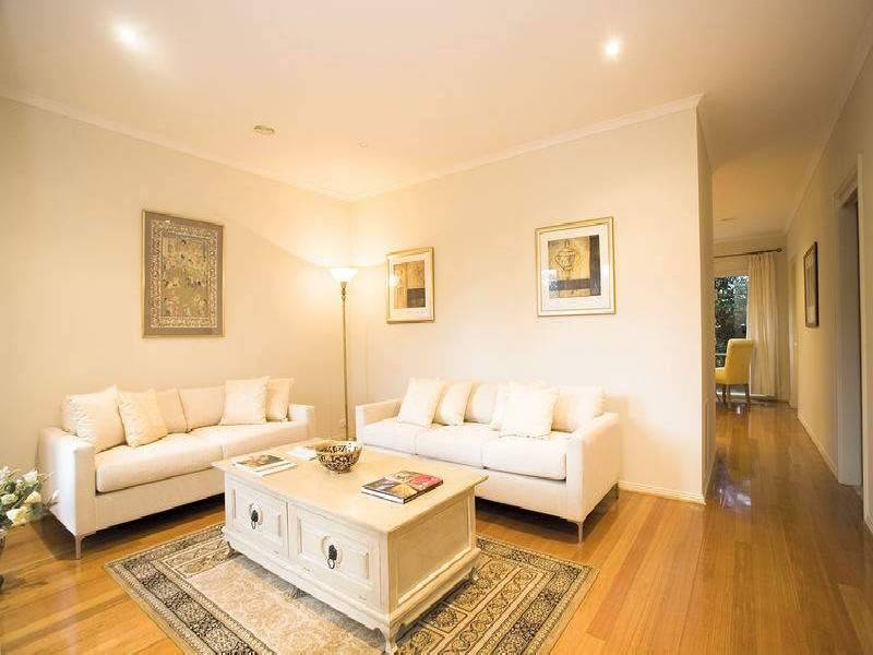 2/33 Sesame Street, Mount Waverley VIC 3149