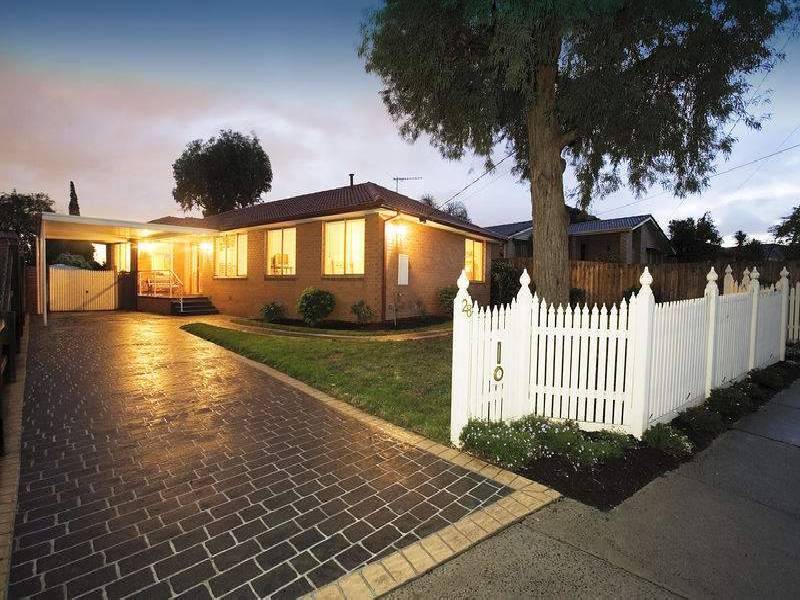 28 Ninevah Crescent, Wheelers Hill VIC 3150