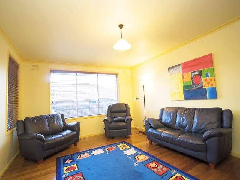 28 Ninevah Crescent, Wheelers Hill VIC 3150