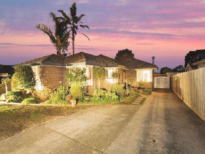 12 Durward Avenue, Glen Waverley VIC 3150