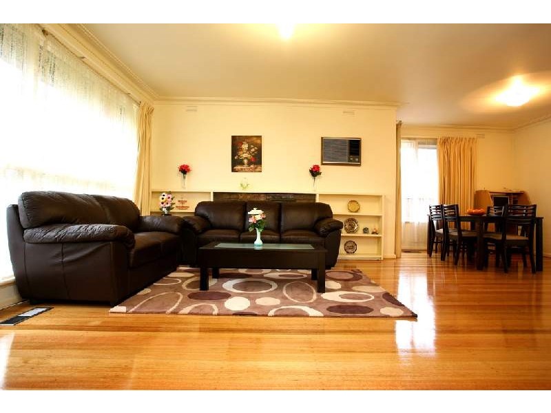 112 Watsons Road, Glen Waverley VIC 3150