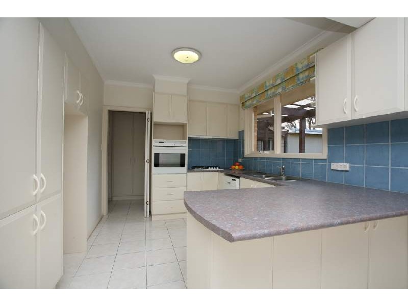 41 Bizley Street, Mount Waverley VIC 3149