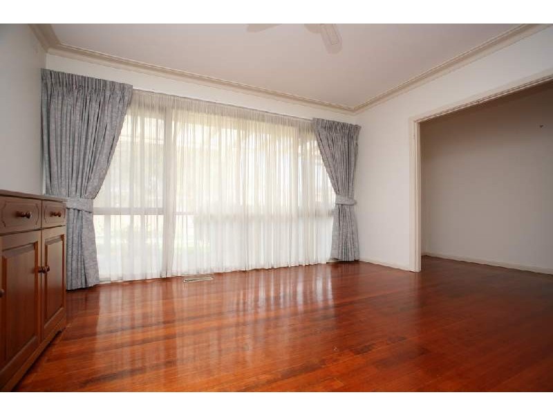 41 Bizley Street, Mount Waverley VIC 3149