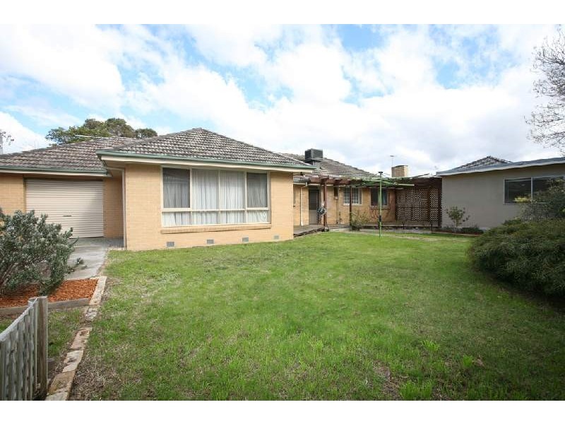 41 Bizley Street, Mount Waverley VIC 3149