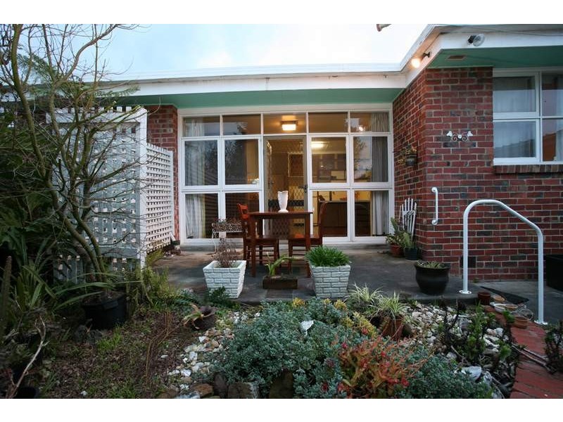 10 Delos Street, Oakleigh South VIC 3167