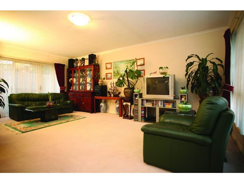 2/13 Evans Street, Chadstone VIC 3148