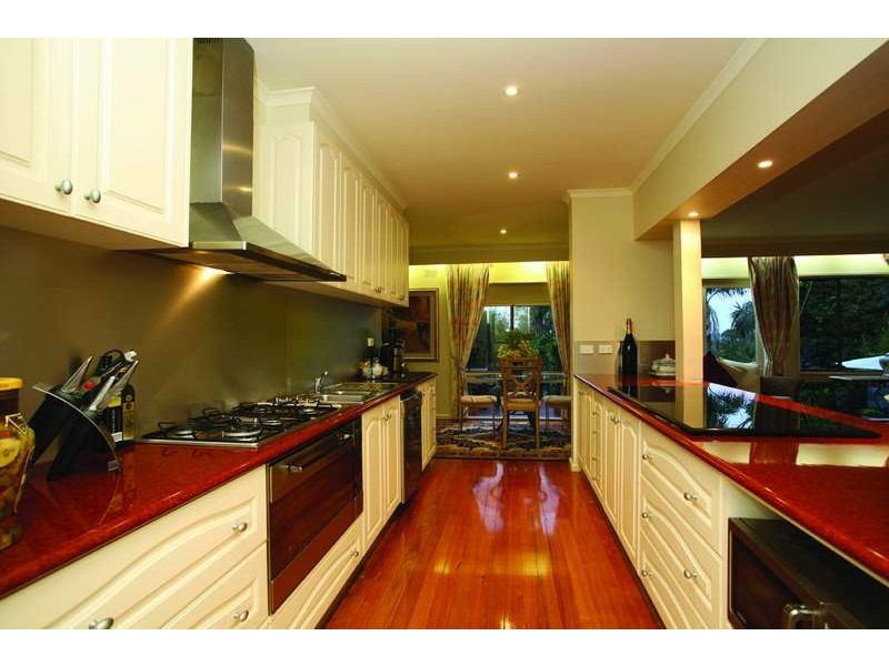 29 Heatherlea Drive, Wheelers Hill VIC 3150