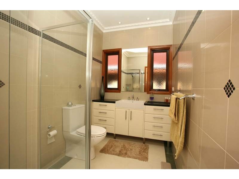 46 Howard Avenue, Mount Waverley VIC 3149