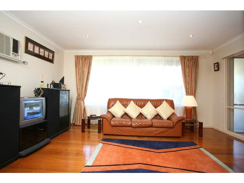 182 Brandon Park Drive, Wheelers Hill VIC 3150