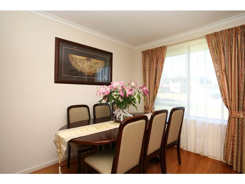 182 Brandon Park Drive, Wheelers Hill VIC 3150