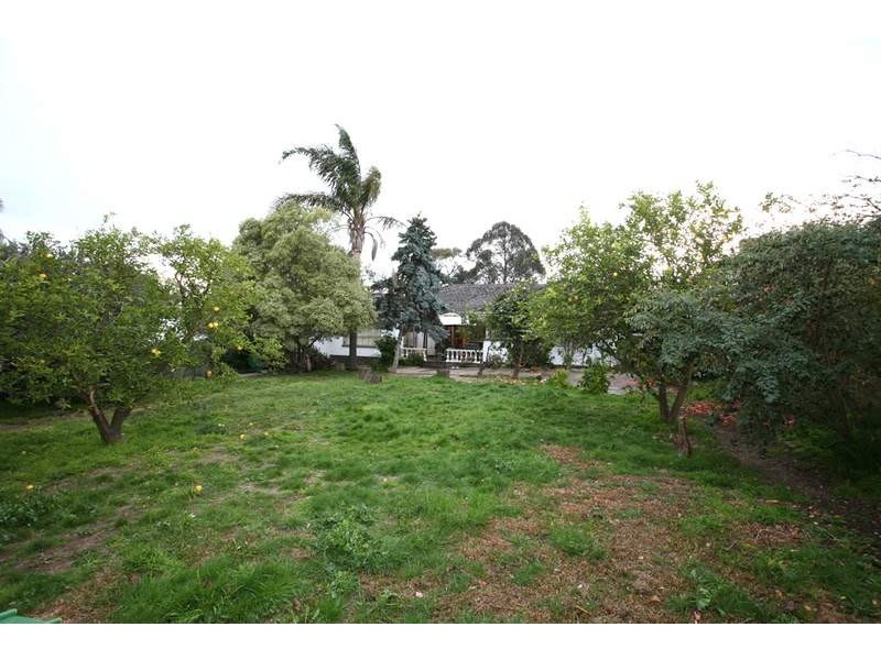 50 Donald Road, Wheelers Hill VIC 3150