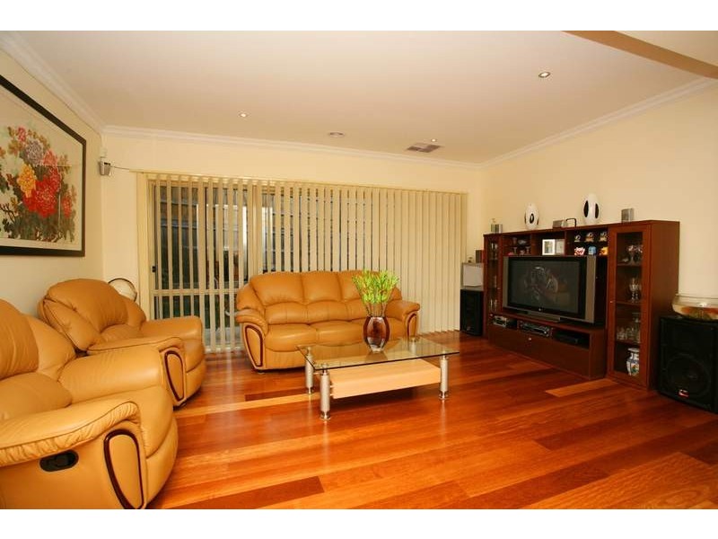 1/20 Angus Drive, Glen Waverley VIC 3150