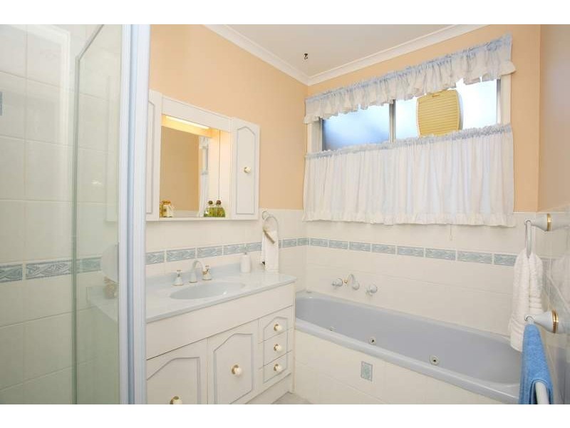 227 Brandon Park Drive, Wheelers Hill VIC 3150