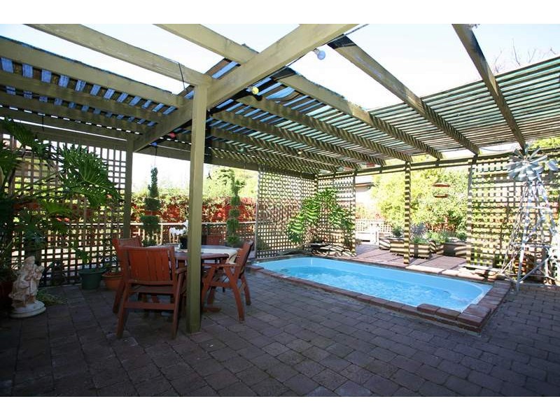 227 Brandon Park Drive, Wheelers Hill VIC 3150