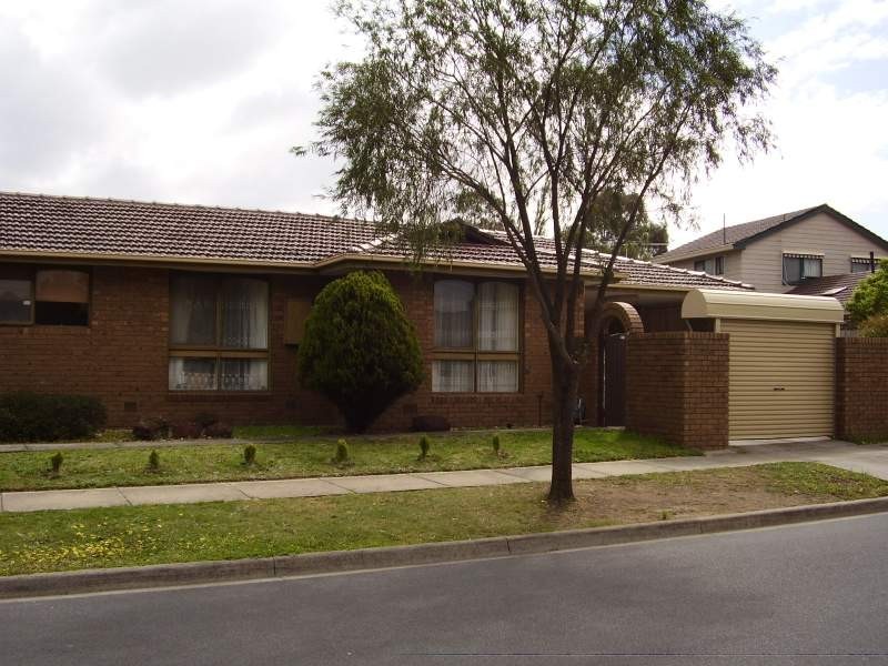 45 Earlwood Drive, Wheelers Hill VIC 3150