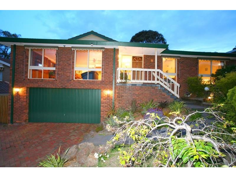 68 Sunnybrook Drive, Wheelers Hill VIC 3150