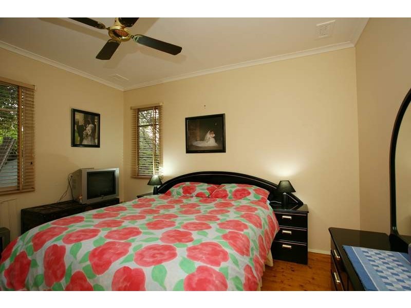 14 Binalong Avenue, Chadstone VIC 3148