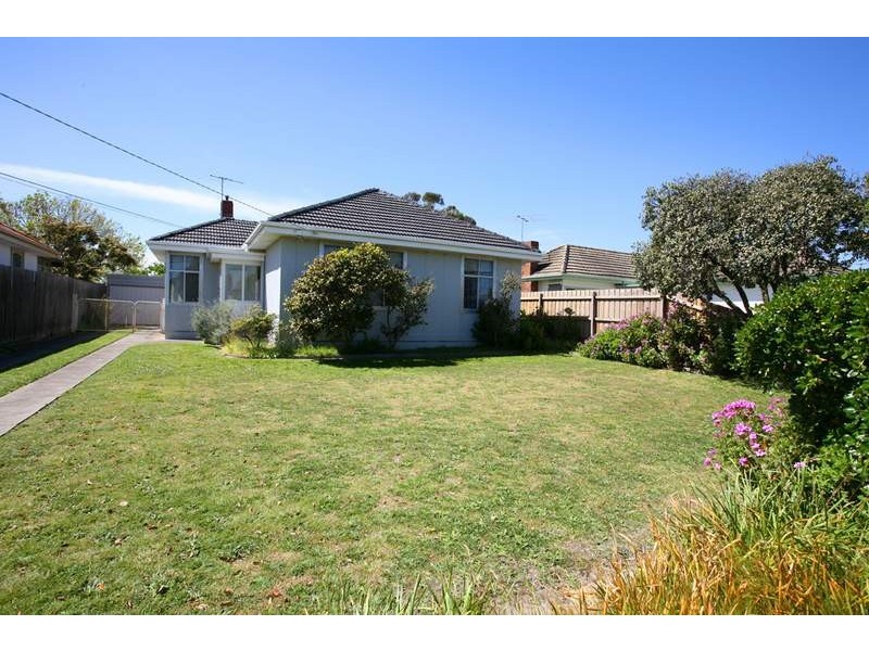 7 Hinkler Avenue, Bentleigh East VIC 3165