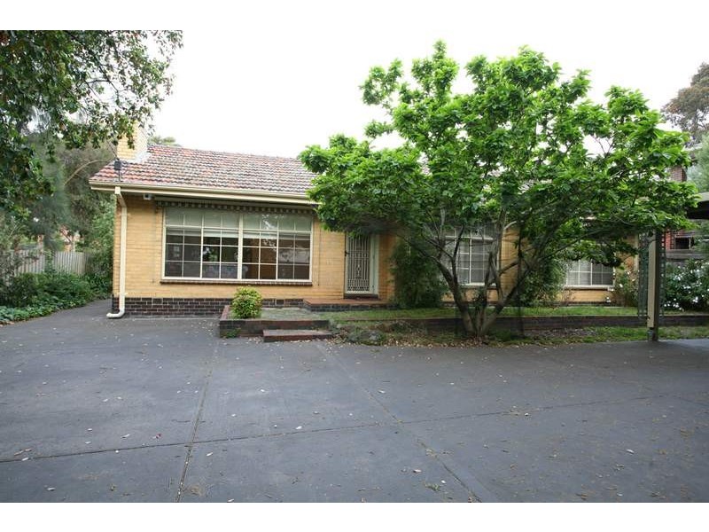 118 Huntingdale Road, Mount Waverley VIC 3149