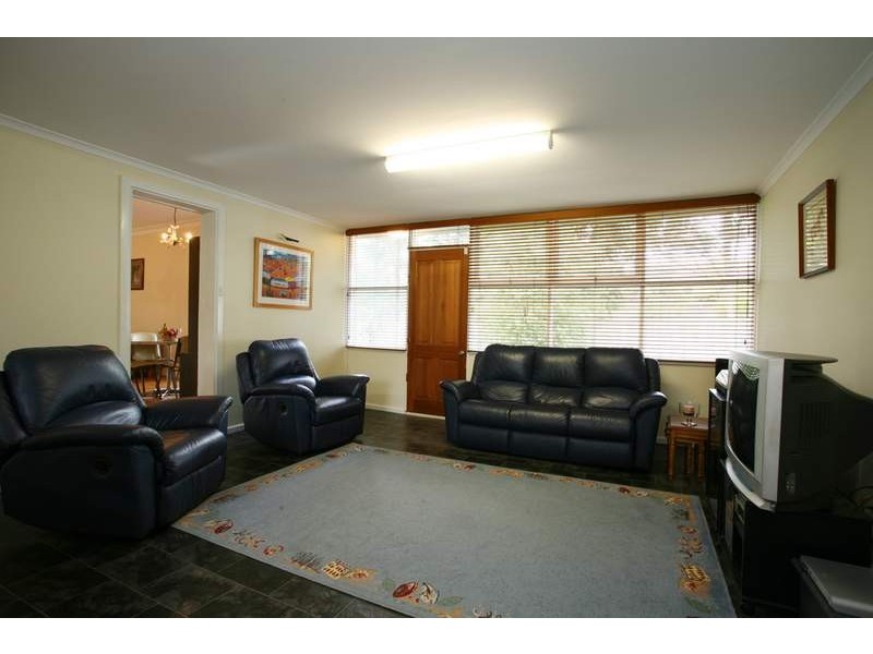 118 Huntingdale Road, Mount Waverley VIC 3149