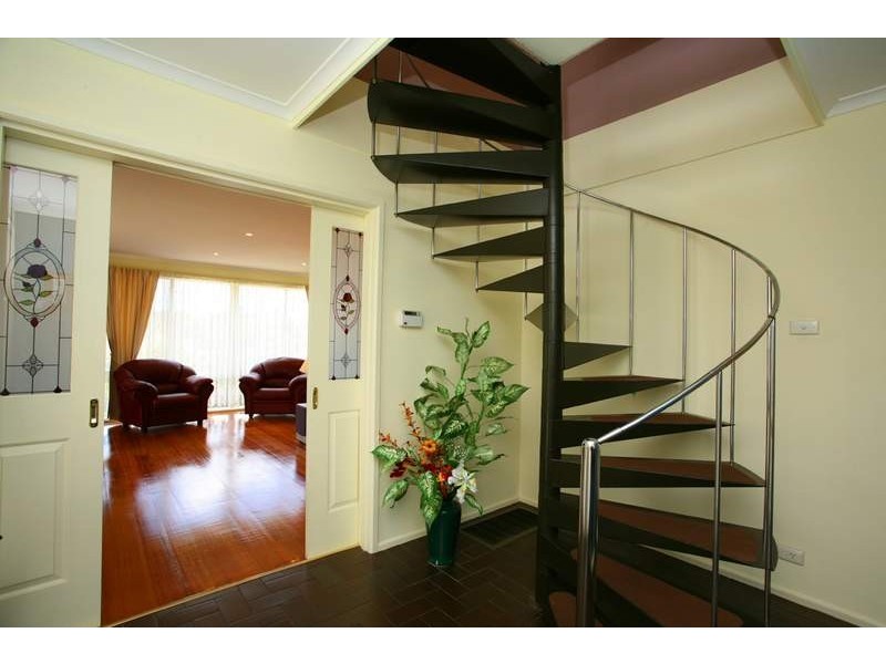 17 Ondine Drive, Wheelers Hill VIC 3150