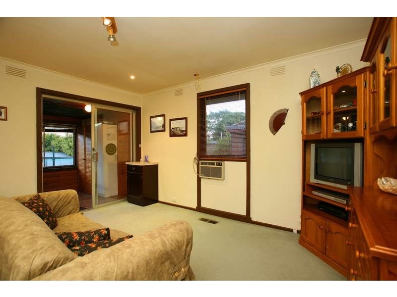 14 Nicholas Avenue, Glen Waverley VIC 3150