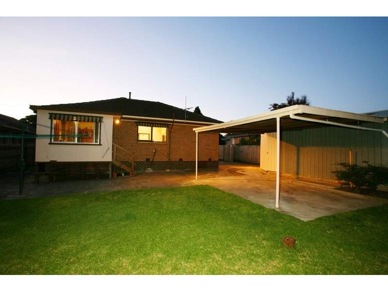 14 Nicholas Avenue, Glen Waverley VIC 3150