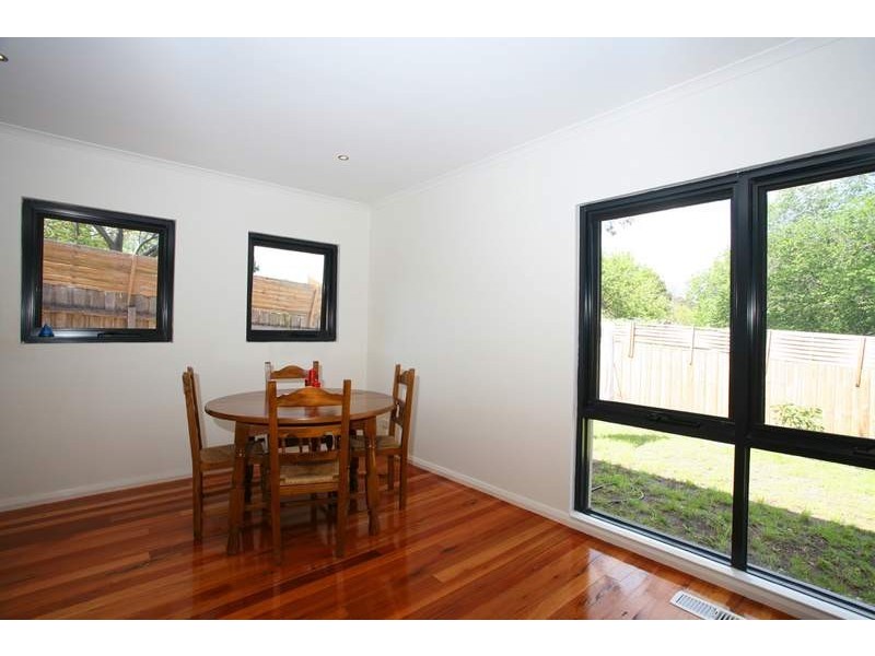 2/6 St Johns Wood Road, Mount Waverley VIC 3149