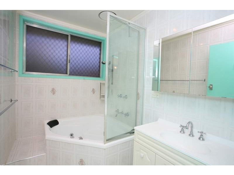 6 Grange Court, Notting Hill VIC 3168