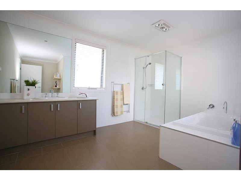 1/9 Lewis Street, Mount Waverley VIC 3149