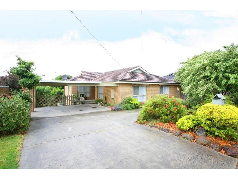 34 Saladin Avenue, Glen Waverley VIC 3150