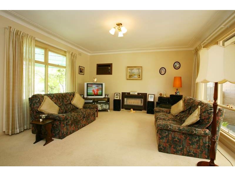 77 Muir Street, Mount Waverley VIC 3149