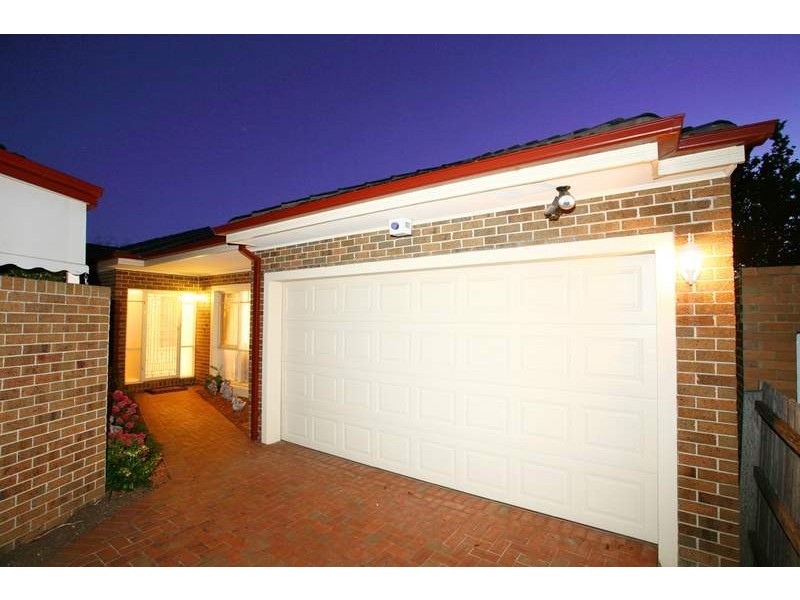 2/24 Kemp Avenue, Mount Waverley VIC 3149