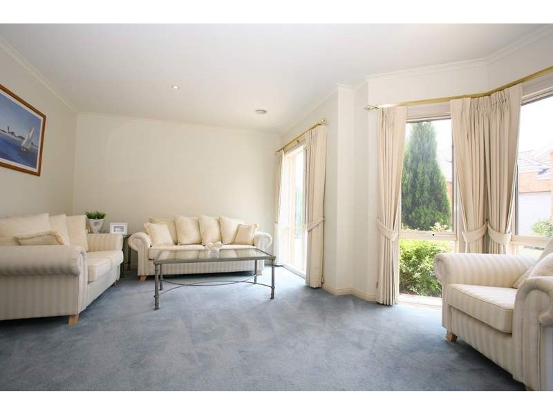 4/47 Nottingham Street, Glen Waverley VIC 3150