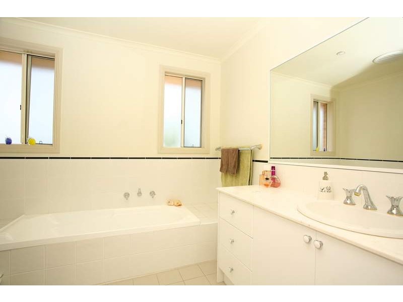 4/47 Nottingham Street, Glen Waverley VIC 3150