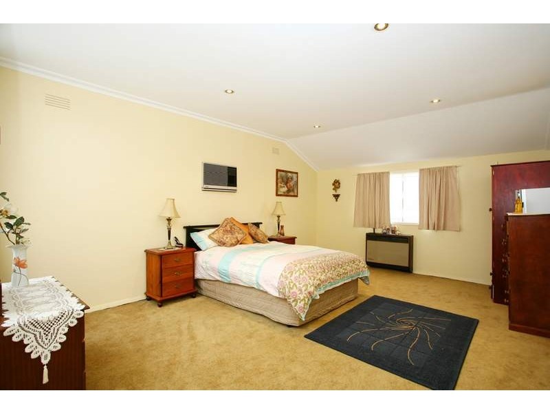 14 Pindari Street, Glen Waverley VIC 3150