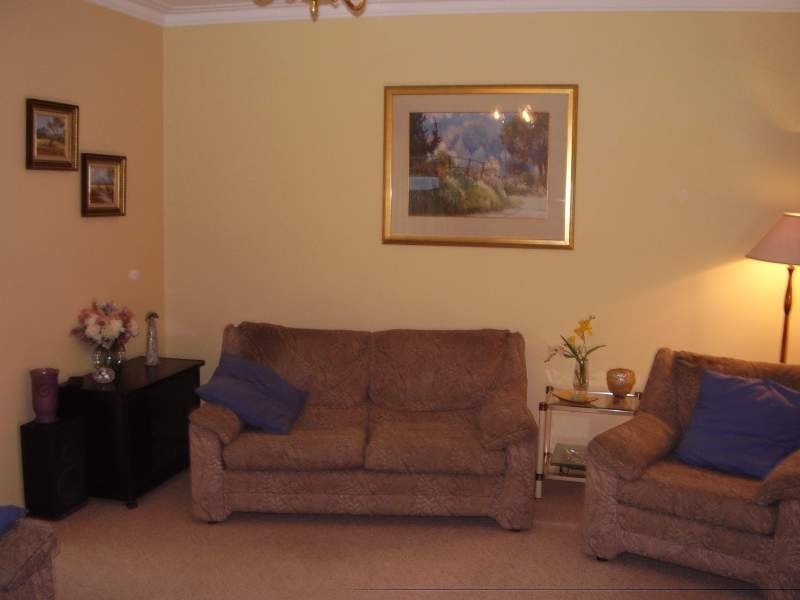 2/665 Waverley Road, Glen Waverley VIC 3150