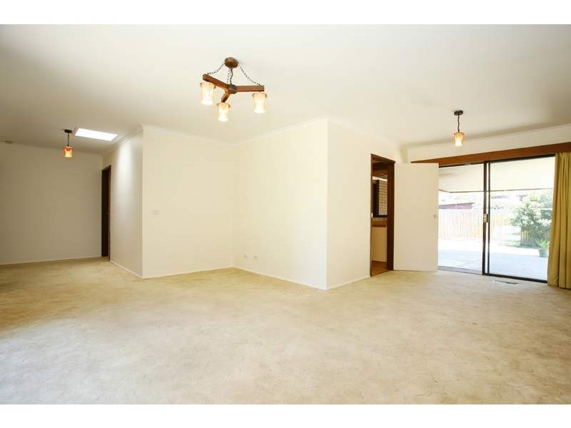 119 Capital Avenue, Glen Waverley VIC 3150