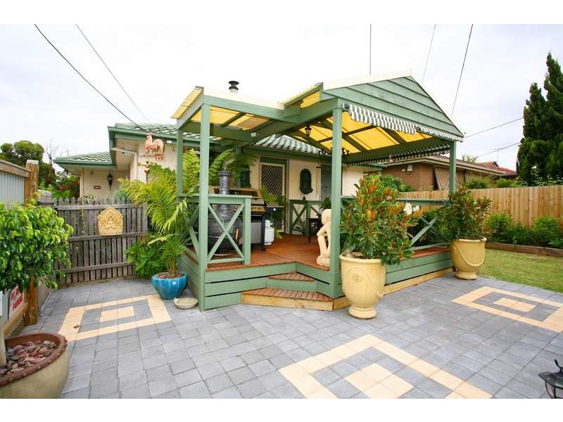 123 Brandon Park Drive, Wheelers Hill VIC 3150