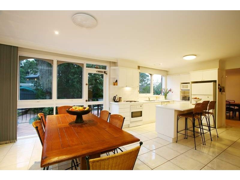 3 Petronella Avenue, Wheelers Hill VIC 3150