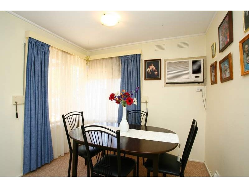 52 Shaftsbury Drive, Mulgrave VIC 3170