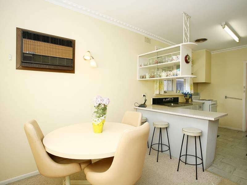 84 Hillview Avenue, Mount Waverley VIC 3149