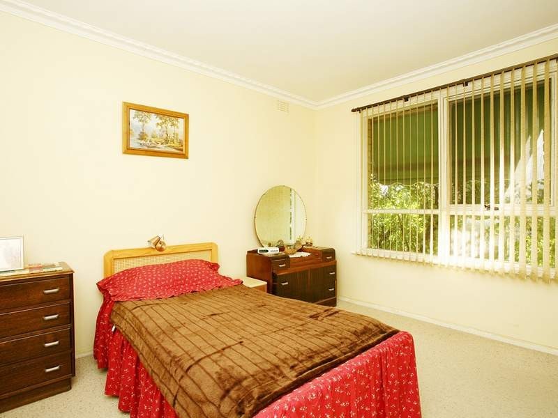 84 Hillview Avenue, Mount Waverley VIC 3149