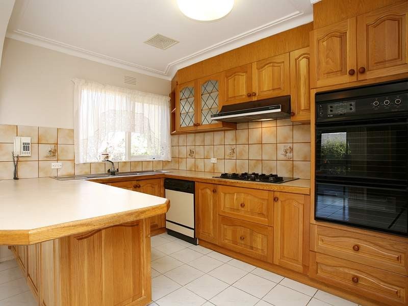 10 Aldrin Drive, Mount Waverley VIC 3149