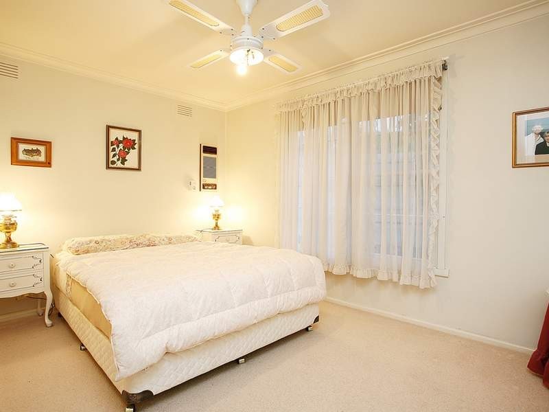 57 Arthur Street, Burwood VIC 3125