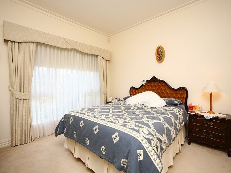 4/10 Alexander Street, Mount Waverley VIC 3149